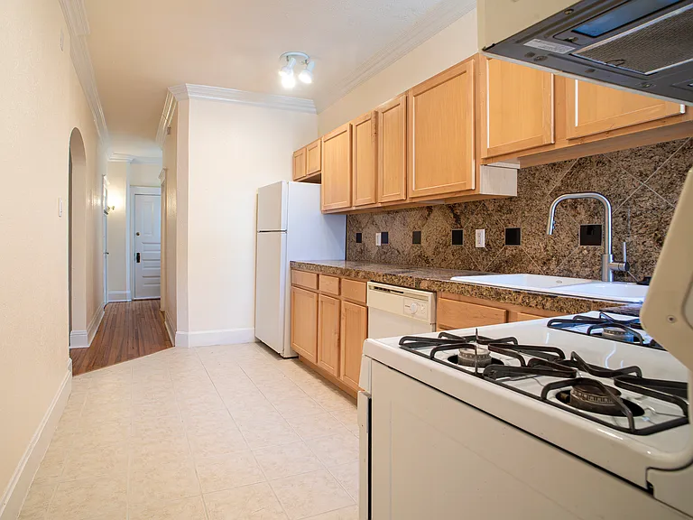 1431 Columbine St #3 — Photo 12