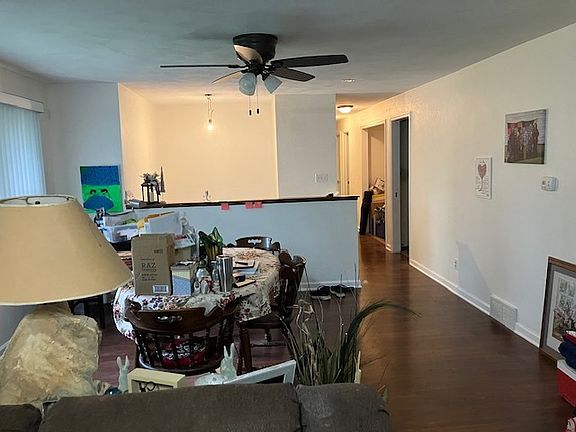 4th image of 405 Dorset Dr