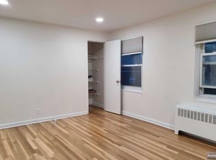 2207 Center Ave APT B, Fort Lee, NJ 07024