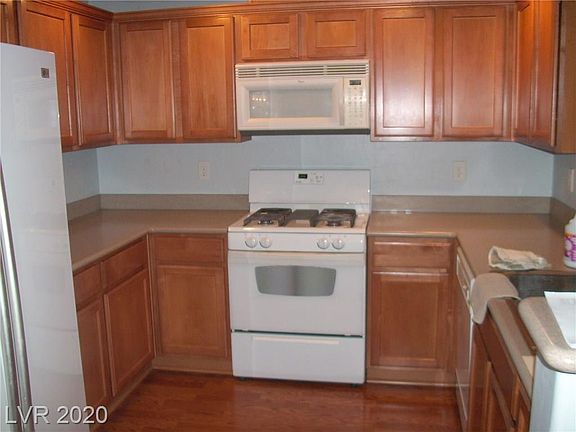 4th image of 4660 Basilicata Ln Unit 102