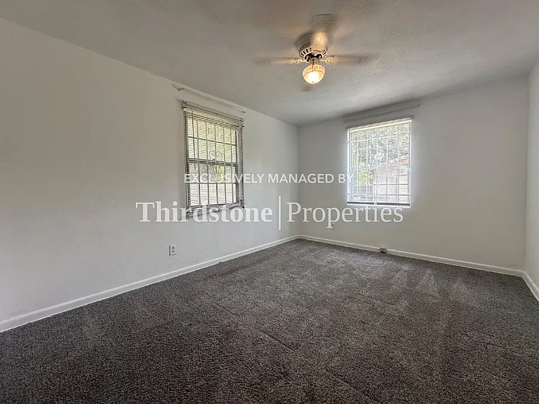 3317 Jones St — Photo 12