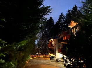 16425 NE 91st St APT 9, Redmond, WA 98052