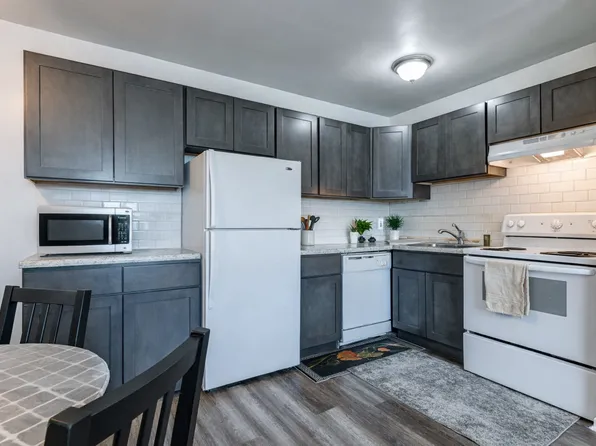 Oak Ridge Apartments