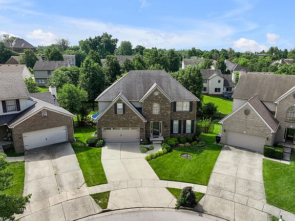 2nd image of 1104 Seville Ct