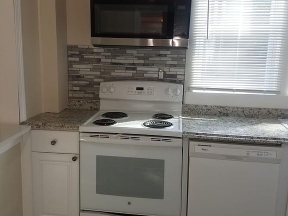 5th image of 127 N Allen St APT 1