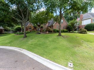 3063 Shannon Oaks Cv, Germantown, TN 38138