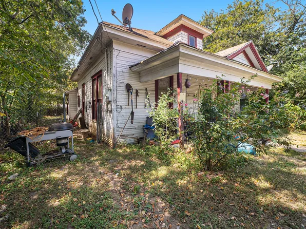 1413 N Wilhite St, Cleburne, TX 76031
