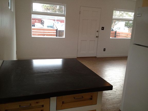Open kitchen counter into living room