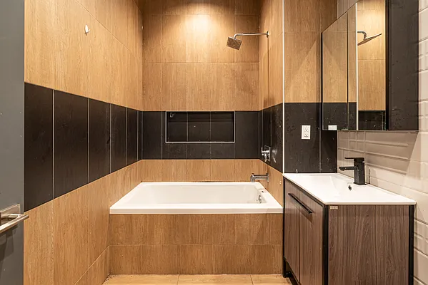 Rented by Lodger Corp | media 23