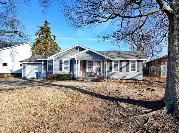 2110 W Admiral Rd, Stillwater, OK 74074