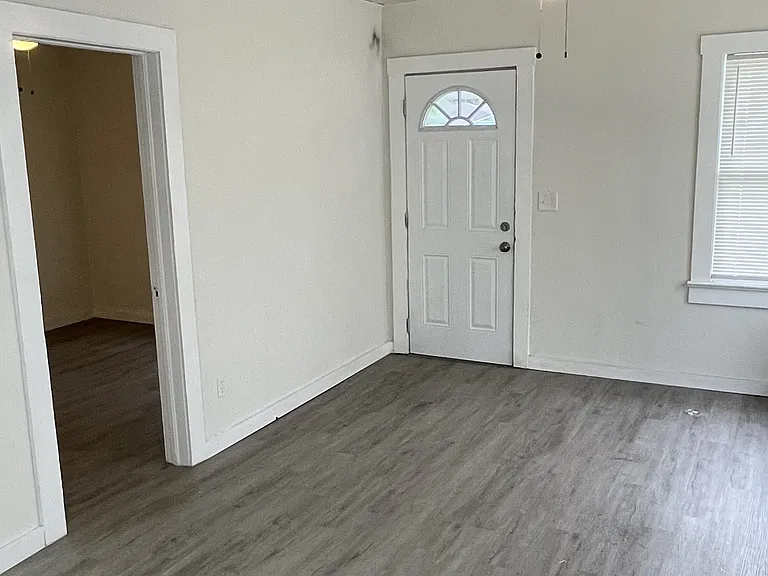10005 N Arden Ave #A — Photo 3