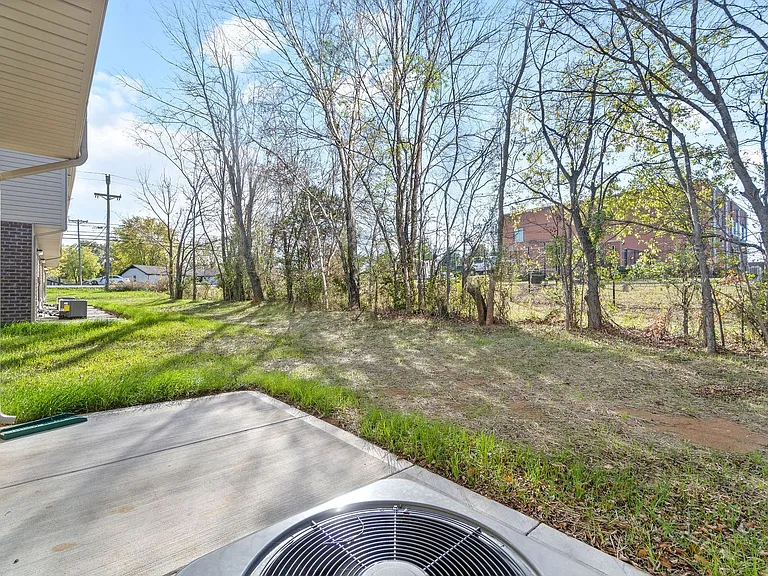 Glenkirk Dr - 1000 — Photo 26
