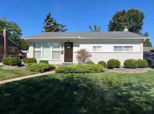 9031 Kidley Dr, Sterling Heights, MI 48314