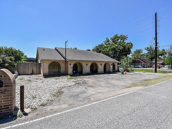 3rd image of 5627 Spindle Dr