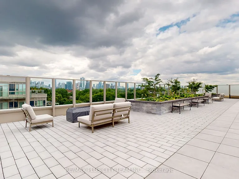 150 Logan Ave #622 — Photo 20