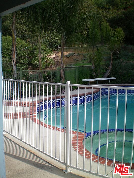 1st image of 3118 Hodler Dr