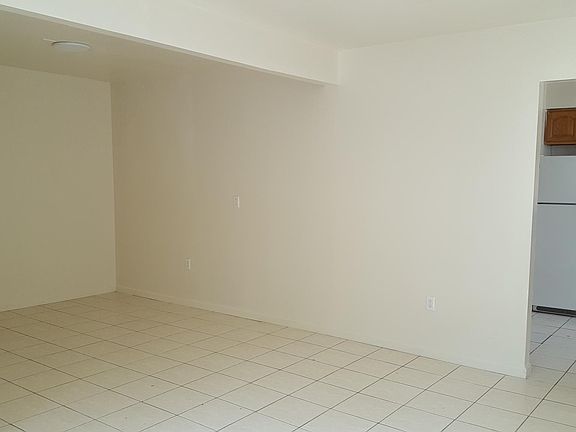5th image of 46 Dalton Ave
