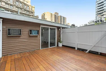 Rented by Kole Group