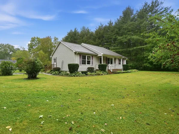 7 Thompson St, Palmer, MA 01069