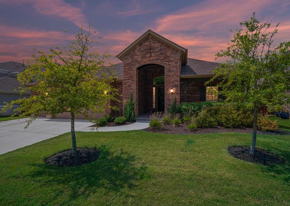 1st image of 5048 Savio Dr
