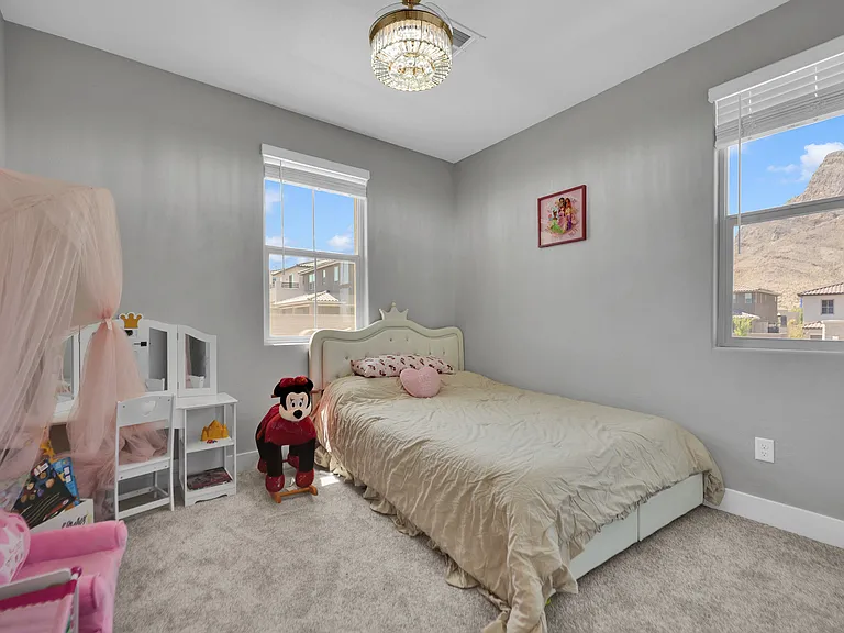 2252 Bird Of Prey St — Photo 14
