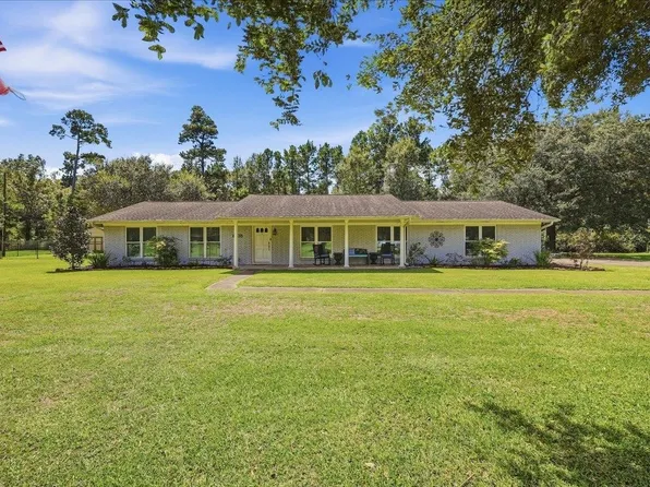 8105 Canterbury Dr, Orange, TX 77632