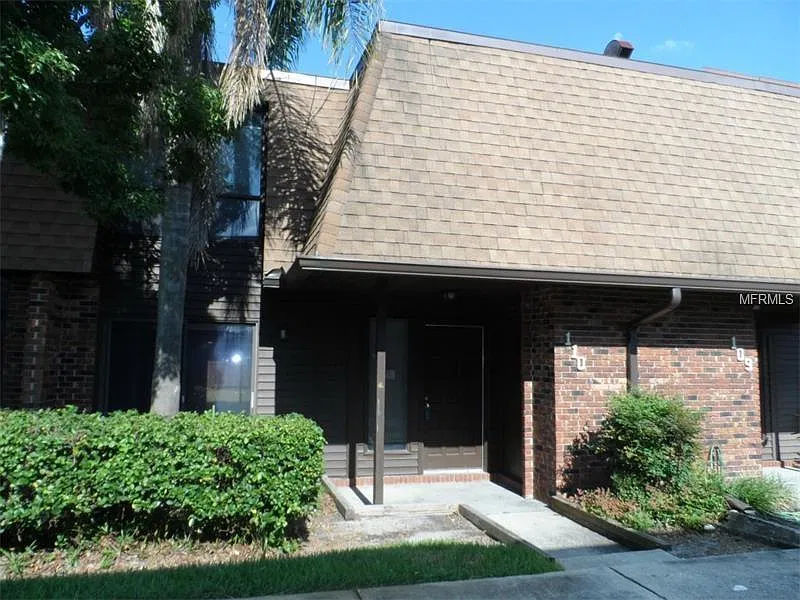 3 bed, 1552 sqft, $1,899 — Photo 2