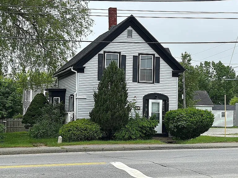 74 Maverick St