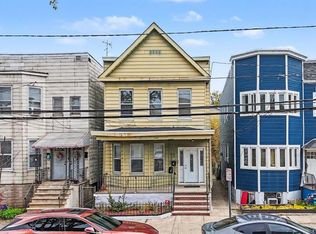 176 Boyd Ave, Jersey City, NJ 07304