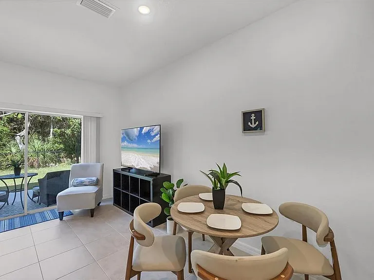 15032 Cuzcorro Ct — Photo 13
