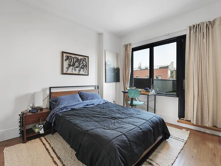 428 Van Brunt St #1 — Photo 51