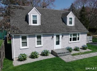 4 Anita Avenue, Waterford, CT 06385