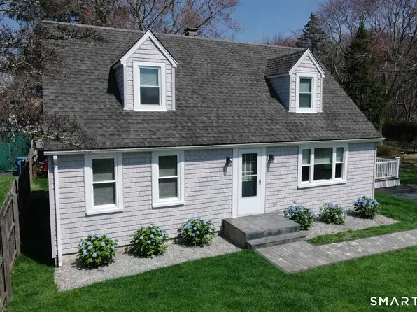 4 Anita Avenue, Waterford, CT 06385