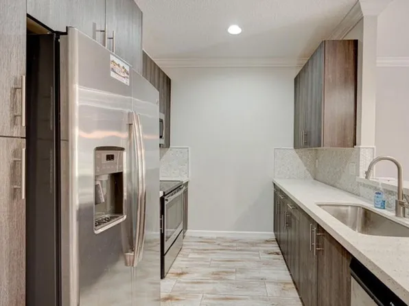 5919 Monterra Club Dr, Lake Worth, FL 33463