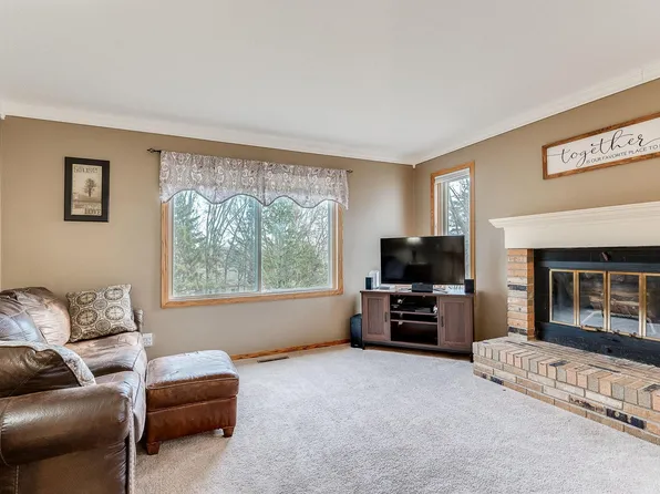 8527 Jeffery Ave S, Cottage Grove, MN 55016