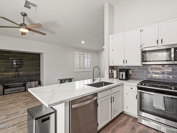 4th image of 6681 W Dublin Ln