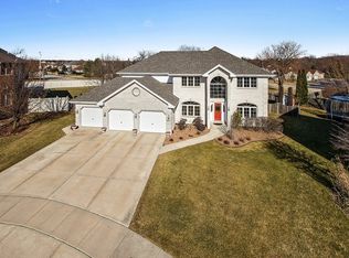 16711 Paul Ct, Orland Park, IL