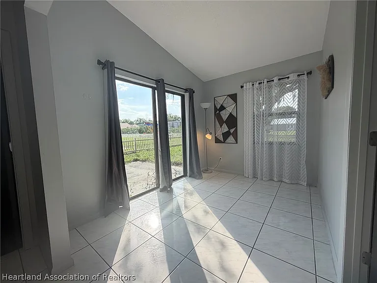 4428 Mercado Dr — Photo 8