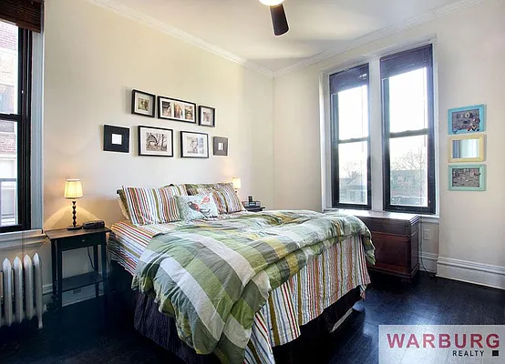 Sold by Warburg | media 11