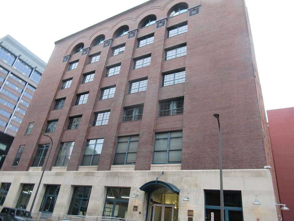 1st image of 250 Park Ave Unit 713