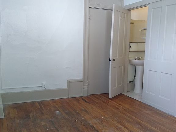 3rd image of 1230 N Washington St APT 7