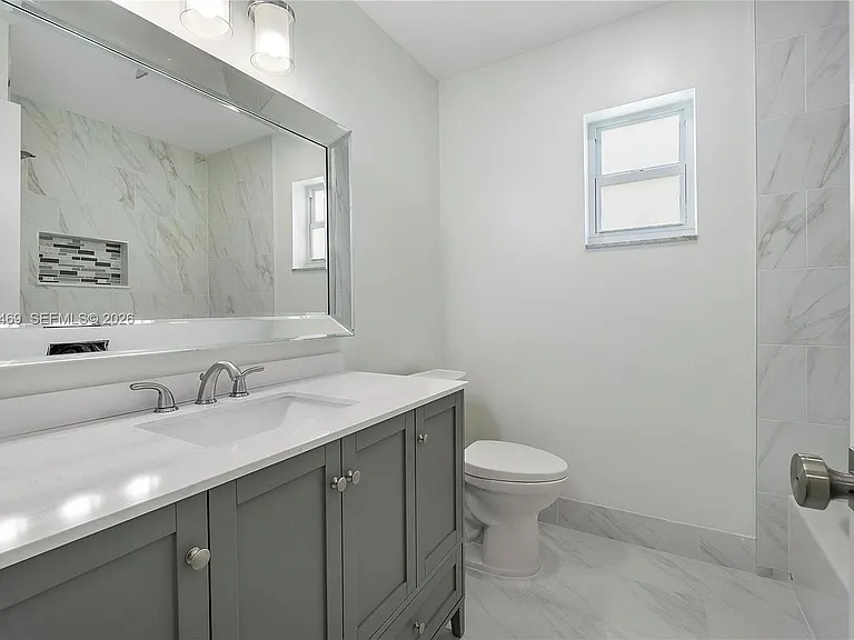 4914 SW 90th Ave — Photo 25