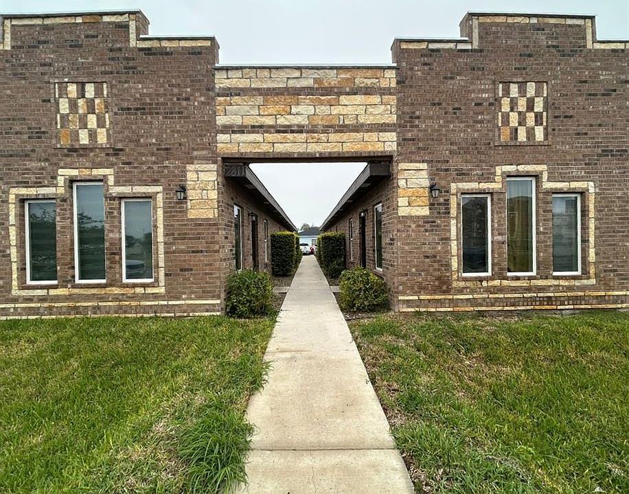 1st image of 2811 Primrose Ave #D