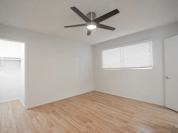 5th image of 724 Machado Dr #728