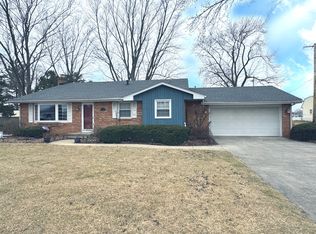 1496 W Lotus Ln, Kankakee, IL 60901