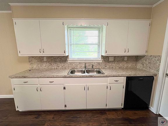 5th image of 518 W Walters Blvd