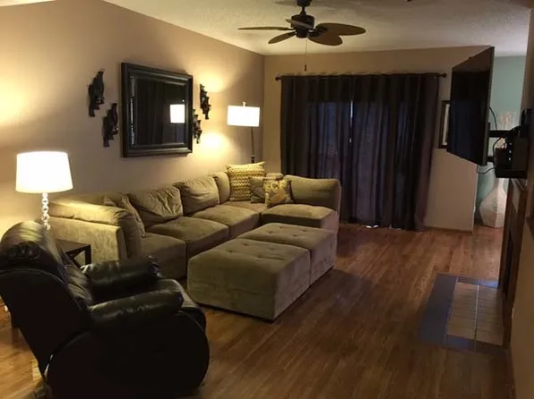 7442 Nall Ave, Overland Park, KS 66204
