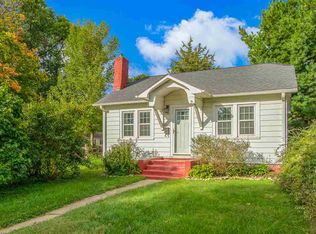 1023 2nd Ave, Iowa City, IA 52240
