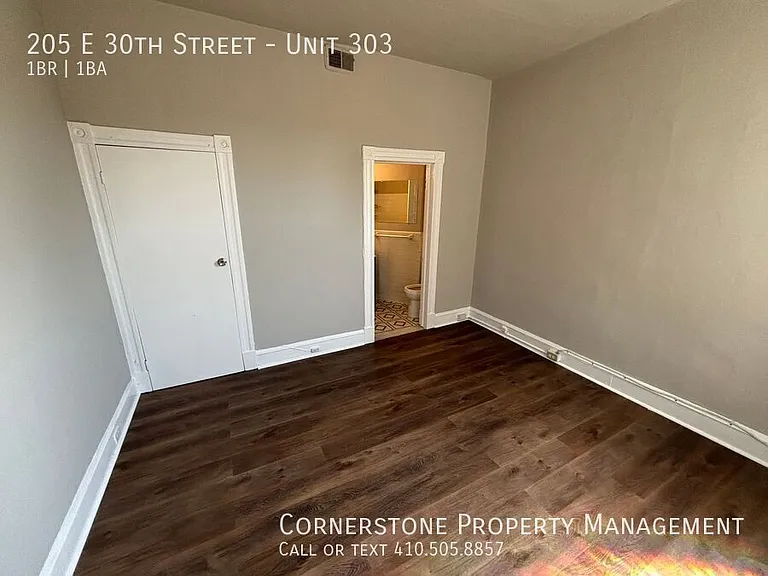 205 E 30th St #303 — Photo 9