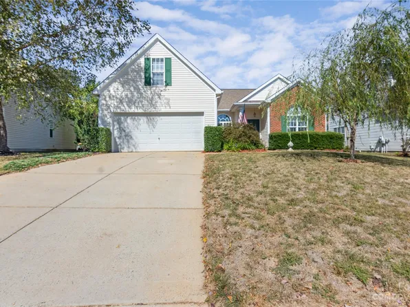 6012 Grove Creek Ln, Charlotte, NC 28273